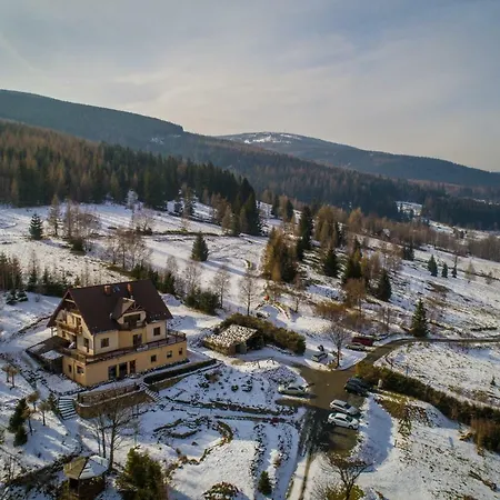 Homestay Willa Z Gwarantowanym Widokiem Na Gory Aleksander Panorama Swieradow-Zdroj